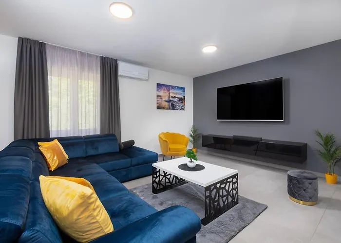 By Istrialux Benazici