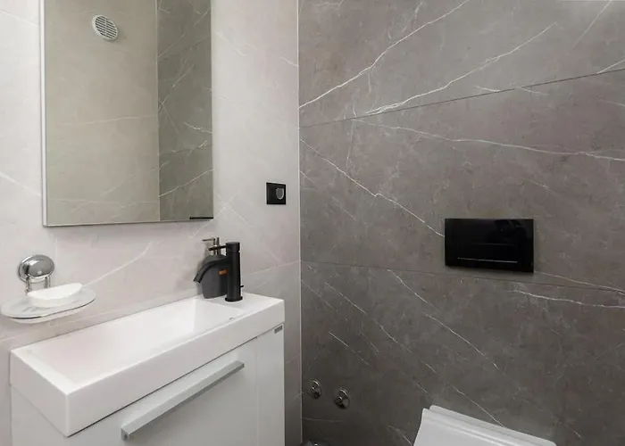 By Istrialux Villa *