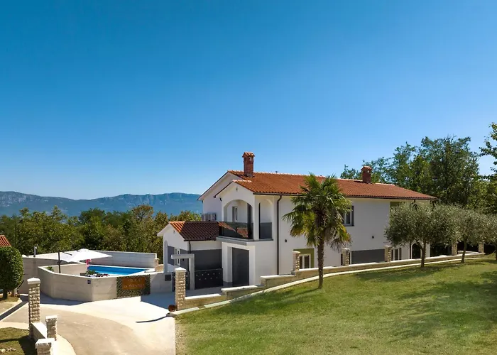 Villa By Istrialux Benazici