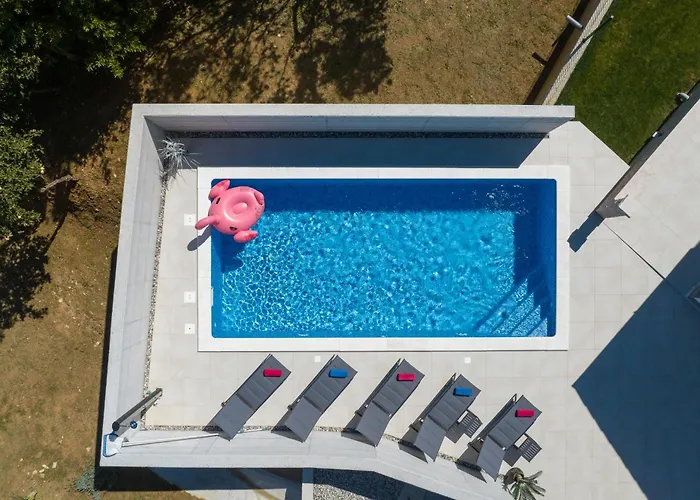 Villa By Istrialux Benazici